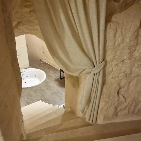 Casa Grotta Francy - Piazza San Giovanni *